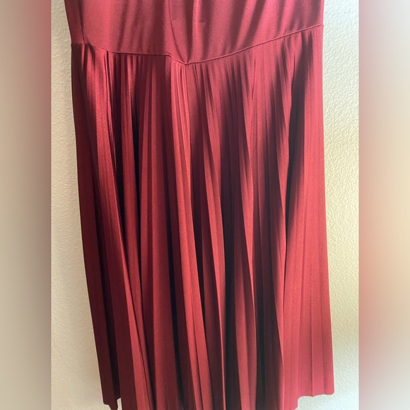 Maroon Baby Doll Halter Dress - Picture 9 of 9